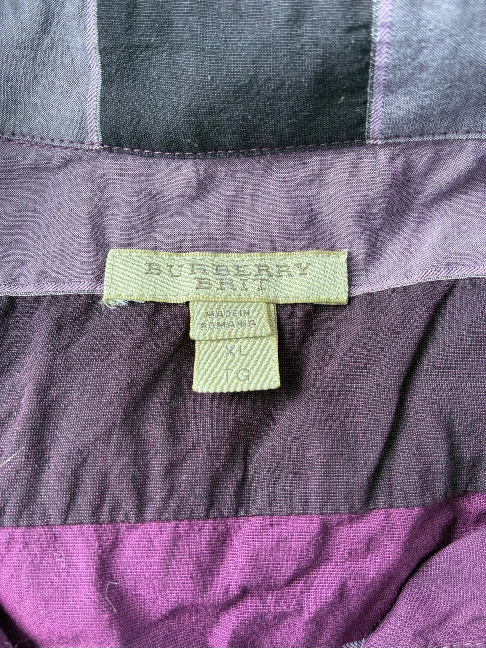 🌺GORGEOUS BURBERRY BRIT plaid button down long sleeve top ❤️ - Picture 7 of 8